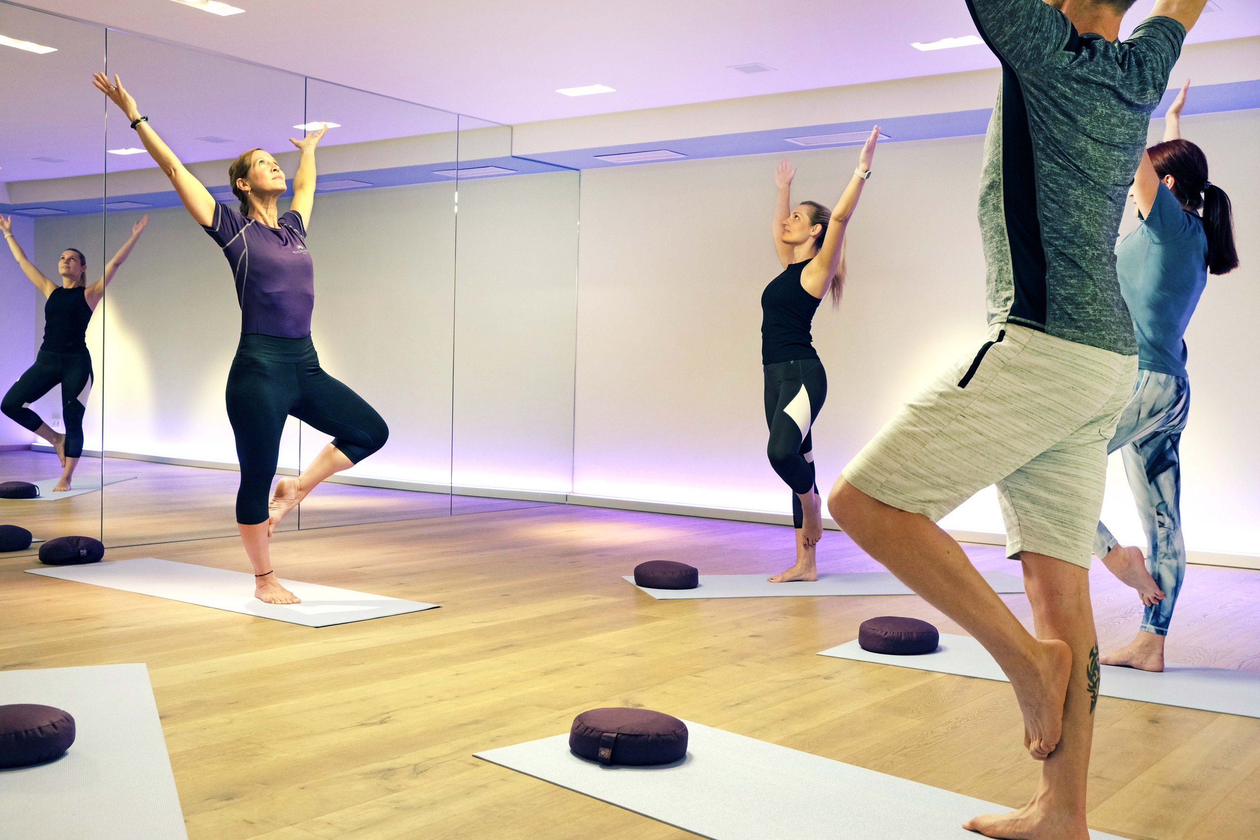 yoga-im-hotel-im-allg-u-allg-u-sonne